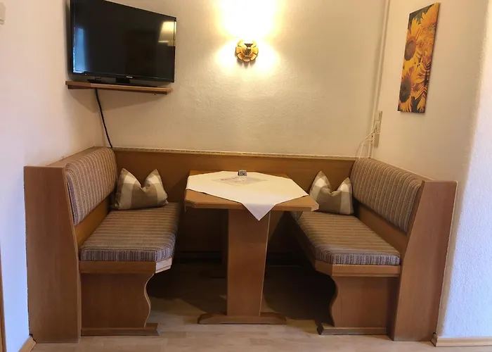 Gaestehaus Am Kurparkweg 3*