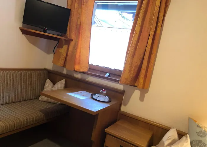 Gaestehaus Am Kurparkweg 3*